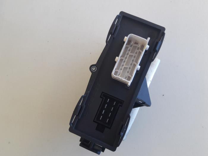 Begagnade Modul (diverse) Peugeot 607 (9D/U) 2.2 HDi 16V FAP Pris på förfrågan erbjuds av N Kossen Autorecycling BV