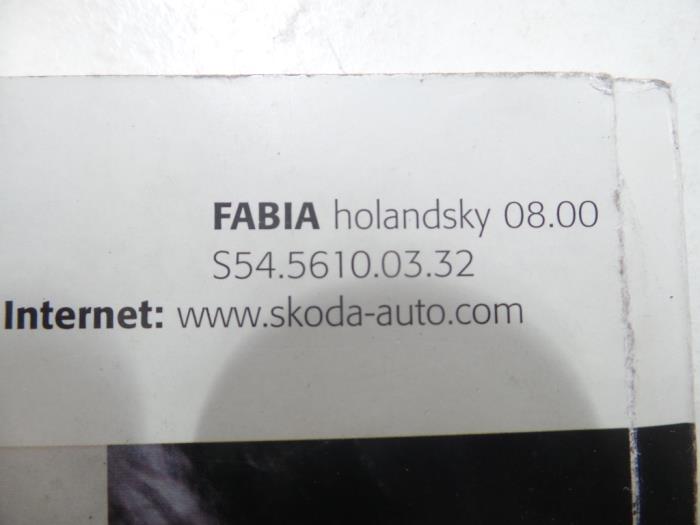 Instruction Booklet from a Skoda Fabia (6Y2) 1.4i 2000