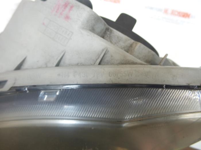 Headlight, left from a Daewoo Matiz 0.8 S,SE 2006
