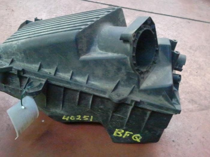 Gebrauchte Luftfiltergehäuse Audi A3 (8L1) 1.6 Preis auf Anfrage angeboten von N Kossen Autorecycling BV