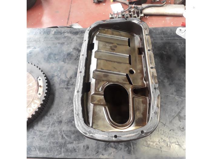 Used Sump Renault Twingo II (CN) 1.2 16V Price on request offered by N Kossen Autorecycling BV
