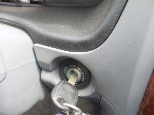 Used Ignition lock + key Kia Magentis (GD) 2.5 V6 24V Price on request offered by N Kossen Autorecycling BV
