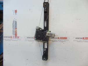 Used Rear door window mechanism 4-door, right BMW 3 serie Touring (E91) 320d 16V Corporate Lease Price on request offered by N Kossen Autorecycling BV