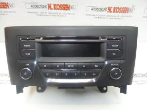 Used Radio CD player Renault Kadjar (RFEH) 1.2 Energy TCE 130 Price on request offered by N Kossen Autorecycling BV