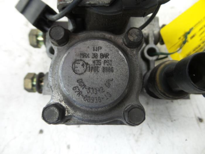 Usagé Module LPI Mitsubishi Galant Wagon (EA/EC) 2.0 16V Prix sur demande proposé par N Kossen Autorecycling BV