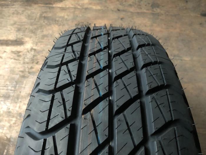 Używane Opona zimowa Cena na żądanie oferowane przez N Kossen Autorecycling BV
