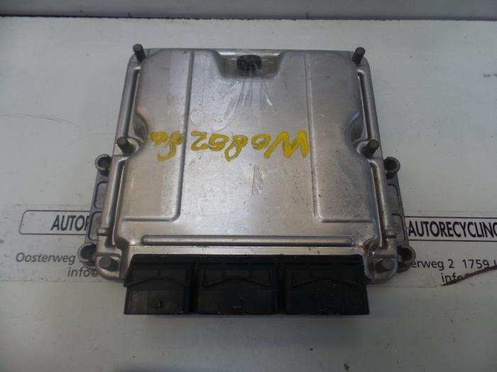 Used Engine management computer Renault Megane Break/Grandtour (KA) 1.9 dCi Price on request offered by N Kossen Autorecycling BV