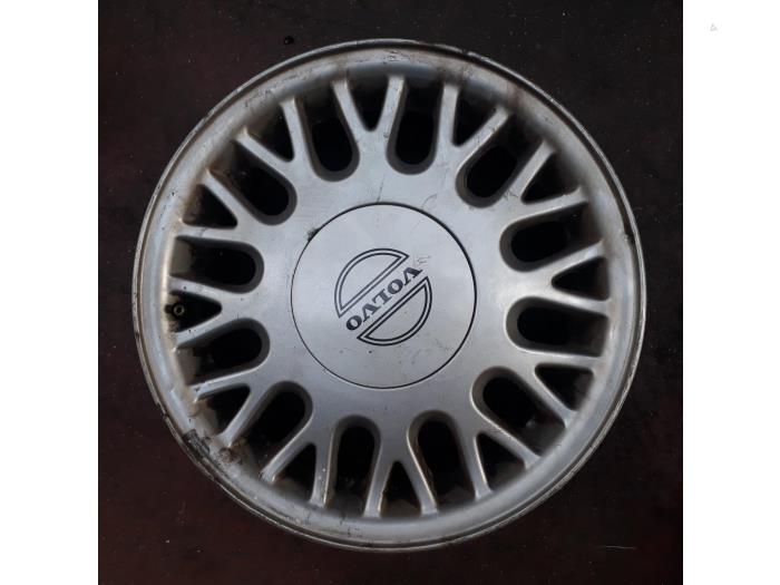 Gebrauchte Felge Volvo 850 Estate 2.5i 10V Preis auf Anfrage angeboten von N Kossen Autorecycling BV