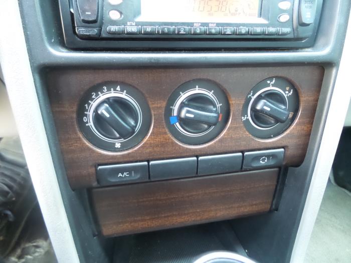Panel de control de aire acondicionado de un Rover 45 1.6 16V 2003