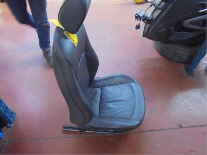 Seat, left from a BMW Z4 2004