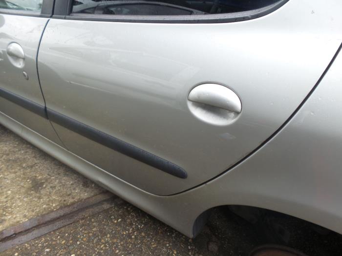 Autotürdichtung Gummidichtung für Peugeot 206 Kombi 1998-2012 Auto Tür