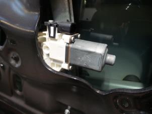 Used Door window motor Mitsubishi Colt Price on request offered by N Kossen Autorecycling BV