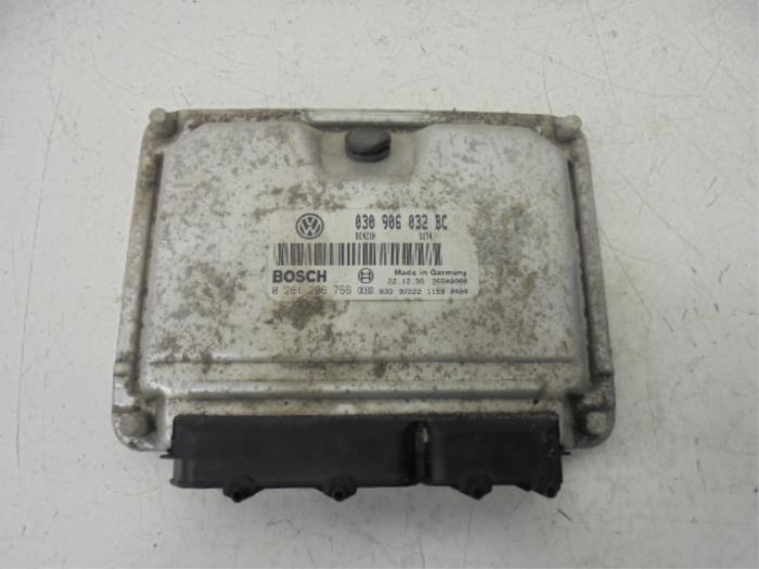Used Engine management computer Volkswagen Polo III (6N2) 1.0 Price on request offered by N Kossen Autorecycling BV
