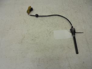 Used Oil level sensor Citroen Jumper (U9) 2.2 HDi 130 Price on request offered by N Kossen Autorecycling BV