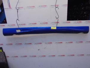 Used Side skirt, right Volkswagen Golf IV (1J1) 1.6 Price on request offered by N Kossen Autorecycling BV