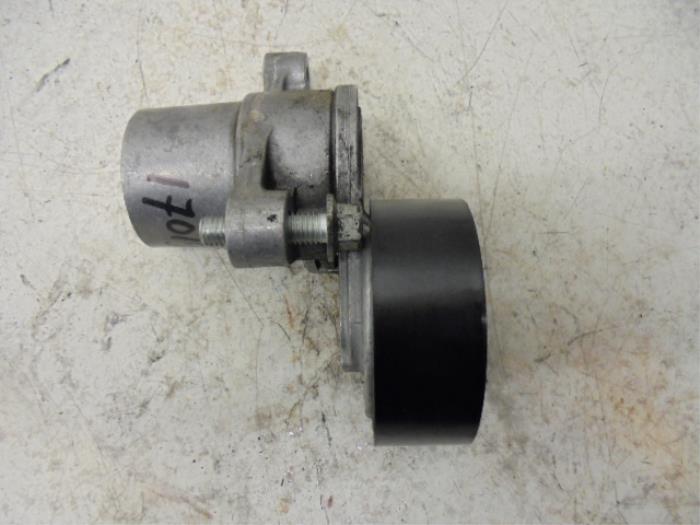 Usados Rodillo tensor correa múltiple Ford Fiesta 6 (JA8) 1.0 Ti-VCT 12V 65 Precio de solicitud ofrecido por N Kossen Autorecycling BV