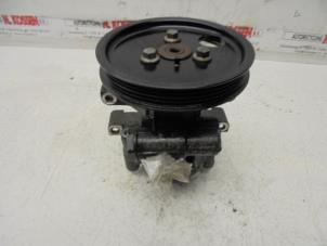 Used Power steering pump Ford Transit 2.2 TDCi 16V Euro 5 Price on request offered by N Kossen Autorecycling BV