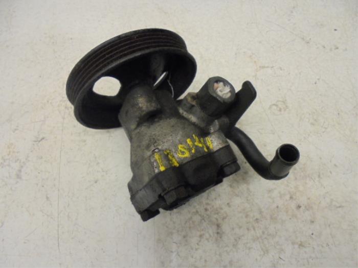 Usagé Pompe de direction Hyundai H-1/Starex Travel 2.5 TD Prix sur demande proposé par N Kossen Autorecycling BV