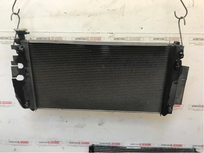 Gebrauchte Kühler Chrysler Voyager/Grand Voyager (RG/RS) 3.3i V6 Grand Voyager Autom. Preis auf Anfrage angeboten von N Kossen Autorecycling BV