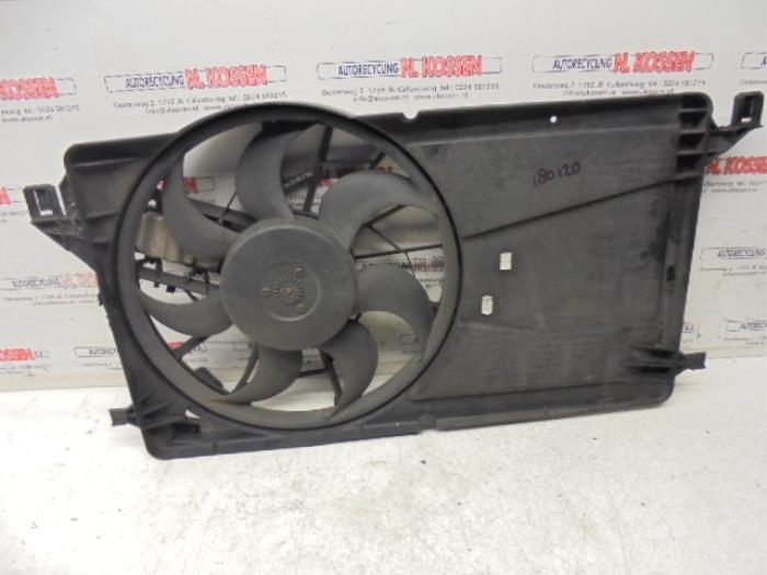 Używane Wentylator Volvo S40 Cena na żądanie oferowane przez N Kossen Autorecycling BV