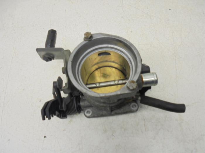 Gebrauchte Drosselklappengehäuse Saab 9-3 Preis auf Anfrage angeboten von N Kossen Autorecycling BV