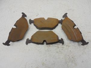 Used Rear brake pad BMW 3 serie Touring (E46/3) 318i 16V Price on request offered by N Kossen Autorecycling BV