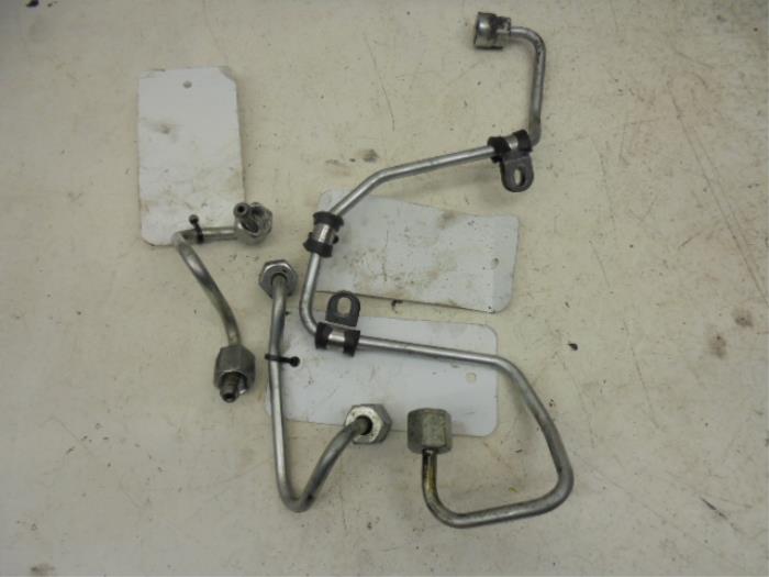 Gebrauchte Dieselleitung Set Audi A4 Allroad Quattro (B8) 2.0 TDI 16V Preis auf Anfrage angeboten von N Kossen Autorecycling BV