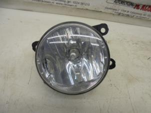 Used Fog light, front right Renault Clio IV (5R) 0.9 Energy TCE 90 12V Price on request offered by N Kossen Autorecycling BV