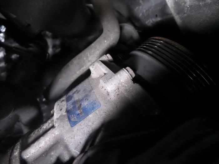 Usagé Pompe clim Volkswagen Sharan (7M8/M9/M6) 2.0 TDI Prix sur demande proposé par N Kossen Autorecycling BV