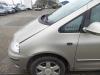 Volkswagen Sharan (7M8/M9/M6) 2.0 TDI Kotflügel links vorne