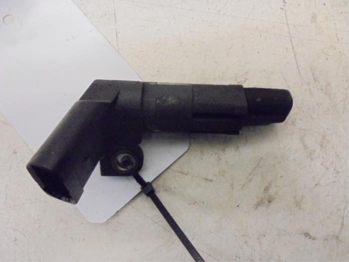 Begagnade Vevaxelsensor Volkswagen Polo Pris på förfrågan erbjuds av N Kossen Autorecycling BV