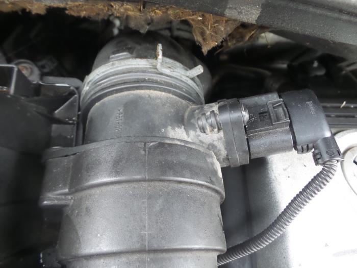 Gebrauchte Luftmassenmesser Volkswagen Sharan (7M8/M9/M6) 2.0 TDI Preis auf Anfrage angeboten von N Kossen Autorecycling BV