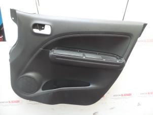Używane Tapicerka drzwi prawych przednich wersja 4-drzwiowa Opel Agila Cena na żądanie oferowane przez N Kossen Autorecycling BV