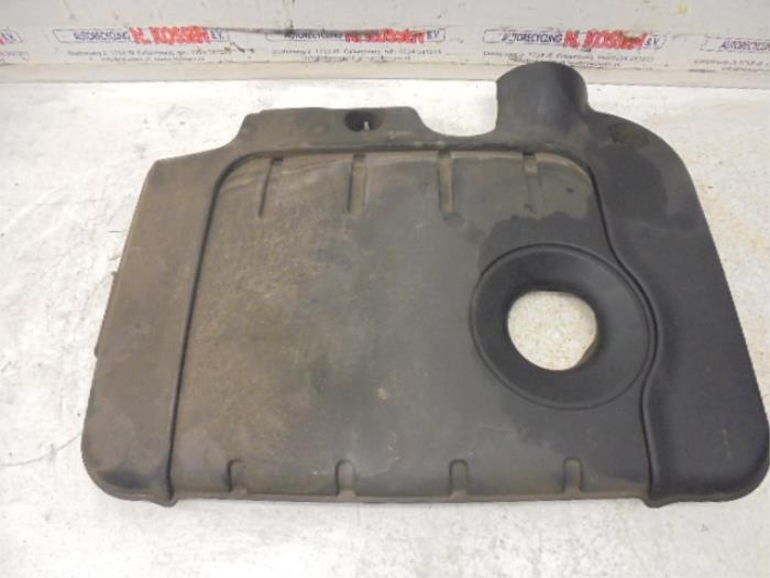 Usagé Couverture moteur Hyundai Santafe Prix sur demande proposé par N Kossen Autorecycling BV