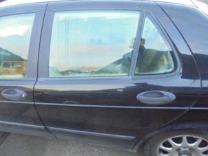 Used Rear door 4-door, left Saab 9-5 (YS3E) 3.0 t V6 24V Price on request offered by N Kossen Autorecycling BV