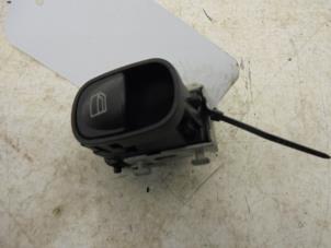 Used Electric window switch Mercedes CLK (W209) 5.0 500 V8 24V Price on request offered by N Kossen Autorecycling BV