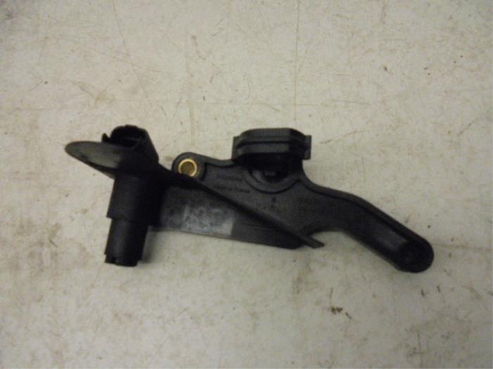 Begagnade Vevaxelsensor Peugeot 206+ (2L/M) 1.4 XS Pris på förfrågan erbjuds av N Kossen Autorecycling BV