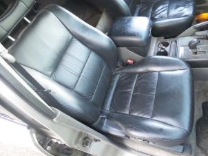 Used Seat, right Mitsubishi Pajero Hardtop (V6/7) 3.2 DI-D 16V Price on request offered by N Kossen Autorecycling BV
