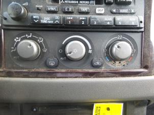 Used Air conditioning control panel Mitsubishi Pajero Hardtop (V6/7) 3.2 DI-D 16V Price on request offered by N Kossen Autorecycling BV