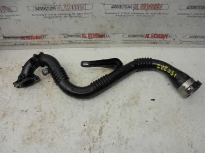 Gebrauchte Intercooler Rohr Renault Clio IV (5R) 0.9 Energy TCE 90 12V Preis auf Anfrage angeboten von N Kossen Autorecycling BV