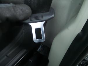Used Front seatbelt, left Peugeot Boxer (U9) 2.0 BlueHDi 110 Price on request offered by N Kossen Autorecycling BV