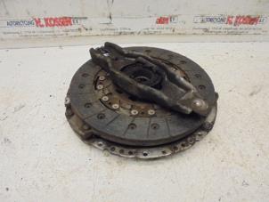 Used Clutch kit (complete) Volkswagen Transporter T5 1.9 TDi Price on request offered by N Kossen Autorecycling BV