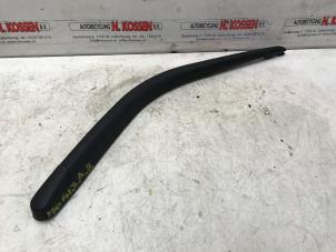 Used Rear wiper arm Renault Laguna II (BG) 1.8 16V Price on request offered by N Kossen Autorecycling BV