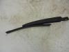 Rear wiper arm from a Volkswagen Up! (121) 1.0 12V 60 2012