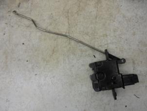 Used Tailgate lock mechanism BMW Z3 Price on request offered by N Kossen Autorecycling BV