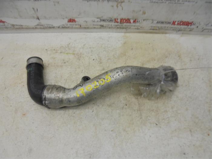 Gebrauchte Intercooler Rohr Volkswagen Transporter T5 1.9 TDi Preis auf Anfrage angeboten von N Kossen Autorecycling BV