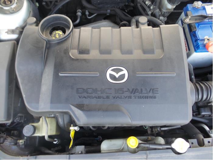 Cobertor motor de un Mazda 6 Sportbreak (GY19/89) 2.3i 16V S-VT 2003