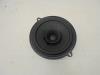 Speaker from a Renault Clio IV (5R) 0.9 Energy TCE 90 12V 2014