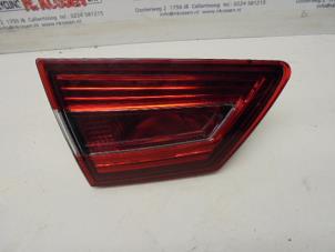 Used Taillight, left Renault Clio IV (5R) 0.9 Energy TCE 90 12V Price on request offered by N Kossen Autorecycling BV