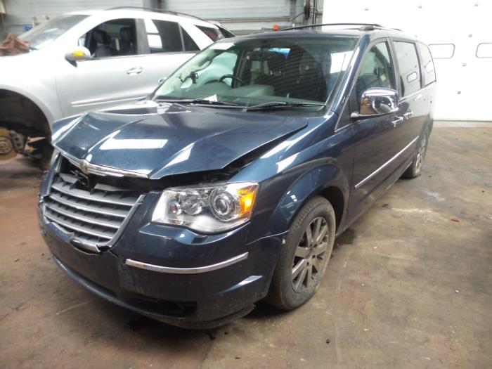 Motor van een Chrysler Voyager 2009
